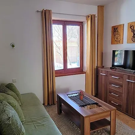 Family House - Zuzana Késmárk