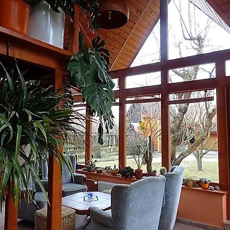 Family House - Zuzana Szálloda